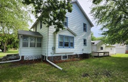 448 Ingham St NW, Titonka, IA 50480