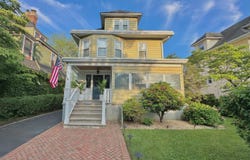 35 Cloverhill Place, Montclair, NJ 07042