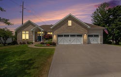 172 Bay Meadows Drive, Holland, MI 49424
