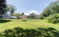 195 Barney Ave, Rehoboth, MA 02769