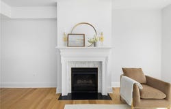 1 tower Drive, Portsmouth, RI 02871
