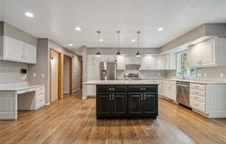 3315 Silverthorne Road NE, Cedar Rapids, IA 52402