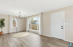 418 N Cliff Ave, Sioux Falls, SD 57103