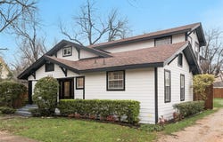 909 W E Avenue E, Garland, TX 75040