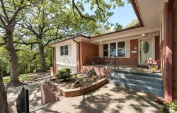 1719 W Day Street, Denison, TX 75020