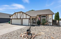 1475 Golddust Drive, Sparks, NV 89436