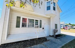 404 S Broadway, Geneva, OH 44041