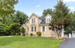 26 Tuscany Drive, Jackson, NJ 08527