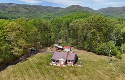 60 Edwin Lane, Cana, VA 24317