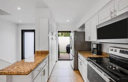 547 NE 7th Ave, Fort Lauderdale, FL 33301