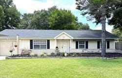 1405 College Pkwy, Gulf Breeze, FL 32563
