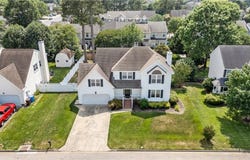 627 Bartell Drive, Chesapeake, VA 23322