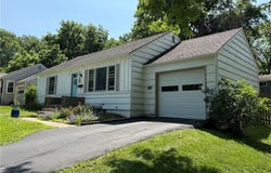 7820 Juniper Street, Prairie Village, KS 66208