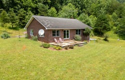 192 Dobson Mountain Road, Franklin, NC 28734