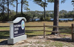 3 Barnes Bluff Drive SE, Southport, NC 28461