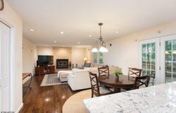 13 Deer Path Cir, Green Brook Township, NJ 08812