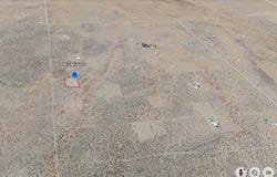 319-08-126 N KITMIT Drive, Dolan Springs, AZ 86441