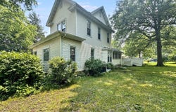 1204 W Reynolds Street, Pontiac, IL 61764