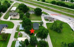 102 S Oak Street, Paradise, TX 76073