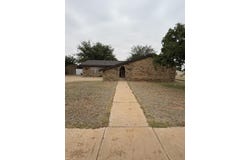 803 S Howell Street, Brownfield, TX 79316