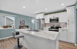 1113 Loren Drive, Cedar Falls, IA 50613