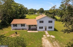 412 TRAYFOOT ROAD, GROTTOES, VA 24441
