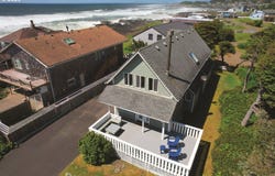 71 SURFSIDE Dr, Yachats, OR 97498