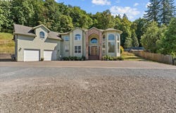 5122 SE Jenne RD, Portland, OR 97236