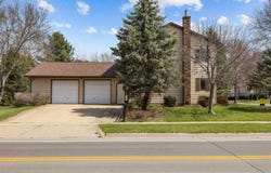 802 Sandusky Dr., IowaCity, IA 52240