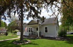 302 E Main Street, Yorkville, IL 60560