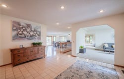 3502 Parkside Circle W, Eau Claire, WI 54701