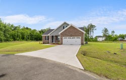 908 Freewoods Court, Jacksonville, NC 28546