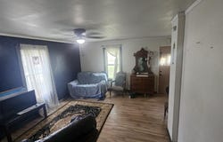 127 S West St, Buhler, KS 67522
