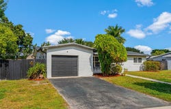 11041 NW 21st St, Pembroke Pines, FL 33026