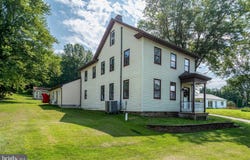 1868 WATER STREET, WASHINGTON BORO, PA 17582