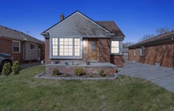 7210 Buckingham Avenue, Allen Park, MI 48101