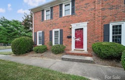 8436 Knights Bridge Road, Charlotte, NC 28210