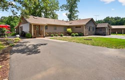 11178 Catatoga Drive, Plainview, IL 62685