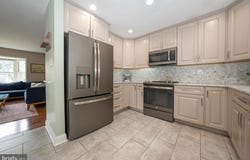 409 CHESTERFIELD DRIVE, DOWNINGTOWN, PA 19335