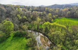 1805 Mecca Pike, Tellico Plains, TN 37385
