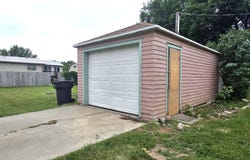 222 E 8th St, Miller, SD 57362