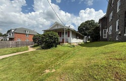333 S 4TH STREET, PERKASIE, PA 18944