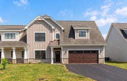 20 KILEY LN, STUARTS DRAFT, VA 24477
