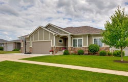 9824 Dunmore Circle, Johnston, IA 50131