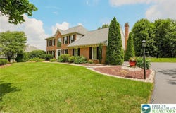 4484 Woodlawn Drive, Lower Macungie Twp, PA 18049