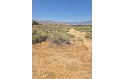 5575 Vista Grande, Weldon, CA 93283