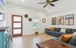 941 Tesslynn Avenue, Godley, TX 76044