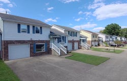5 Cobblestone Lane, Huntington, WV 25705