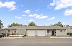 504 E 9TH 14 ST, Newberg, OR 97132