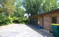 1120 Hillview Drive, Franklin, IN 46131